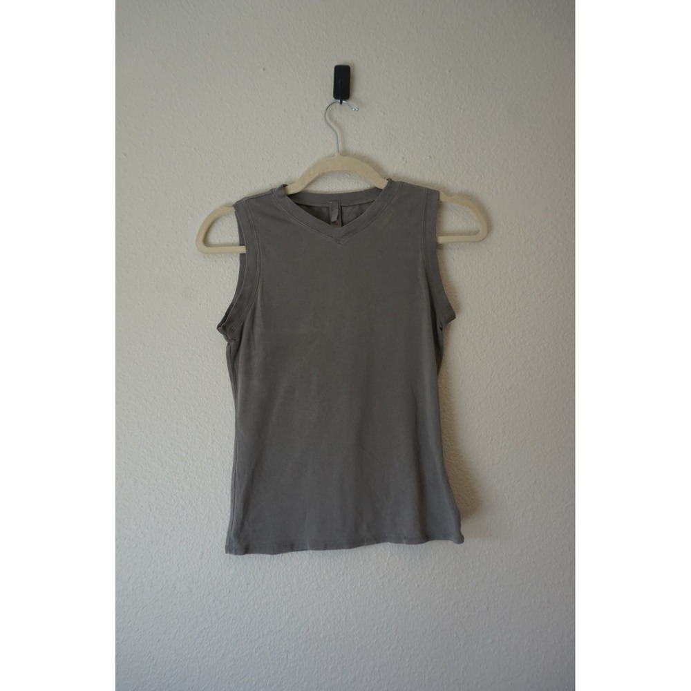 SKIMS Vintage V-neck Muscle Tee Tank Top Minimalist Loungewear Gray size S - Picture 2 of 6